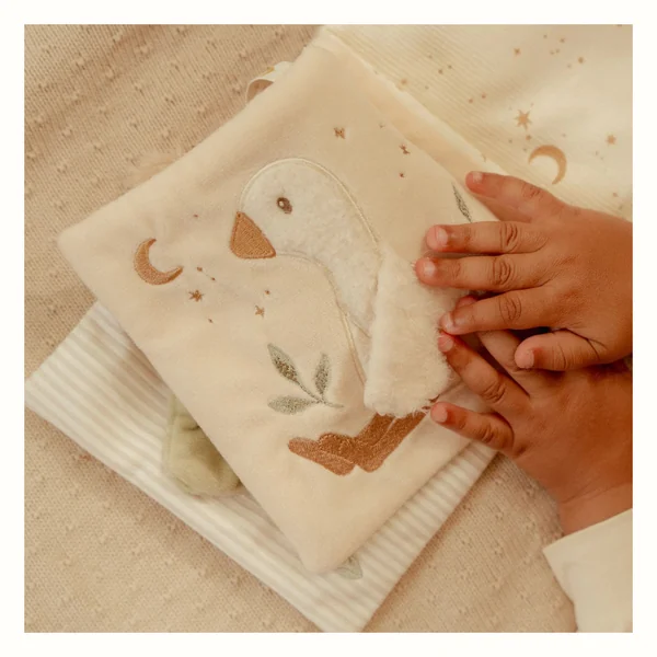 Little Dutch Książeczka sensoryczna Newborn Naturals