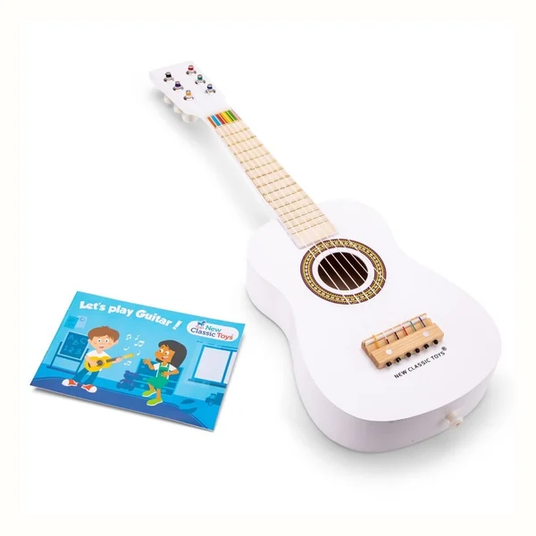 NEW CLASSIC TOYS GITARA DREWNIANA Z PASKIEM BIAŁA